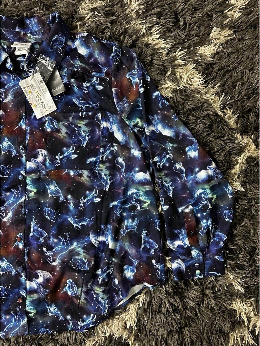 Torrid Harry Potter Patronus Button Up Shirt Womens Plus Size 3 3X Galaxy NWT - Picture 5 of 13